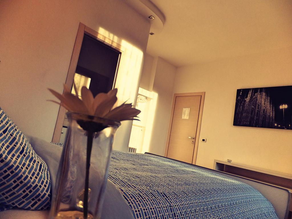 Da Canal Bed & Breakfast Милано Стая снимка