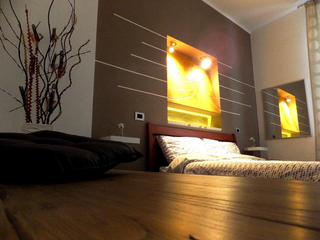 Da Canal Bed & Breakfast Милано Стая снимка